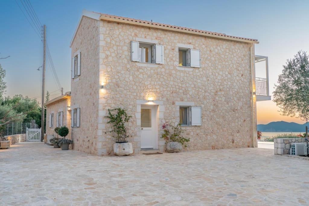 Fiscardo Luxury Stone Villa Suzana ,With Sunset View! Φισκάρδο Εξωτερικό φωτογραφία